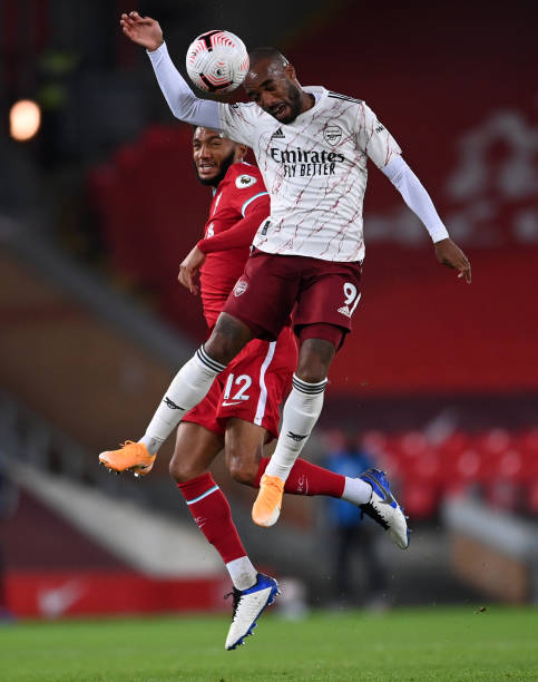 萨拉赫的身 萨拉赫的身