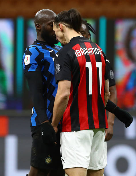 并在交流中 并在交流中