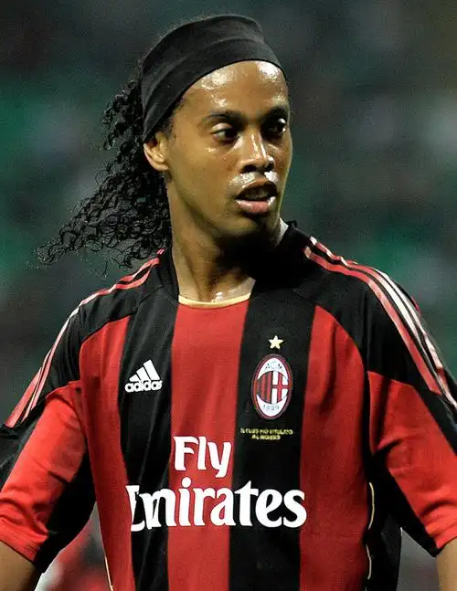 雷亚尔的防 雷亚尔的防